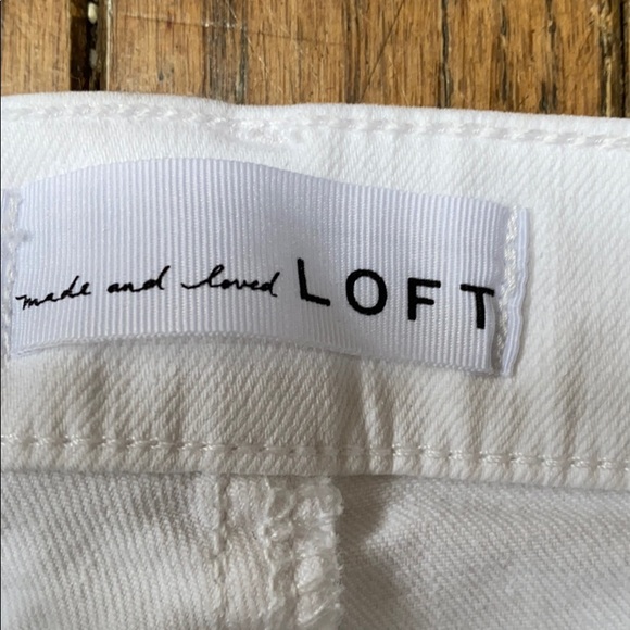 LOFT White Skinny Jeans Size 28/6 Like New - Picture 5 of 9